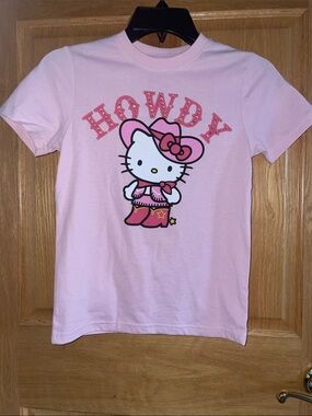 NWT Hello Kitty (Girl’s S) Pink Graphic Jeweled 'Howdy' Cowboy Tee